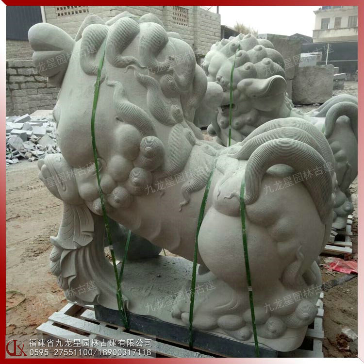 獻(xiàn)錢(qián)石獅子